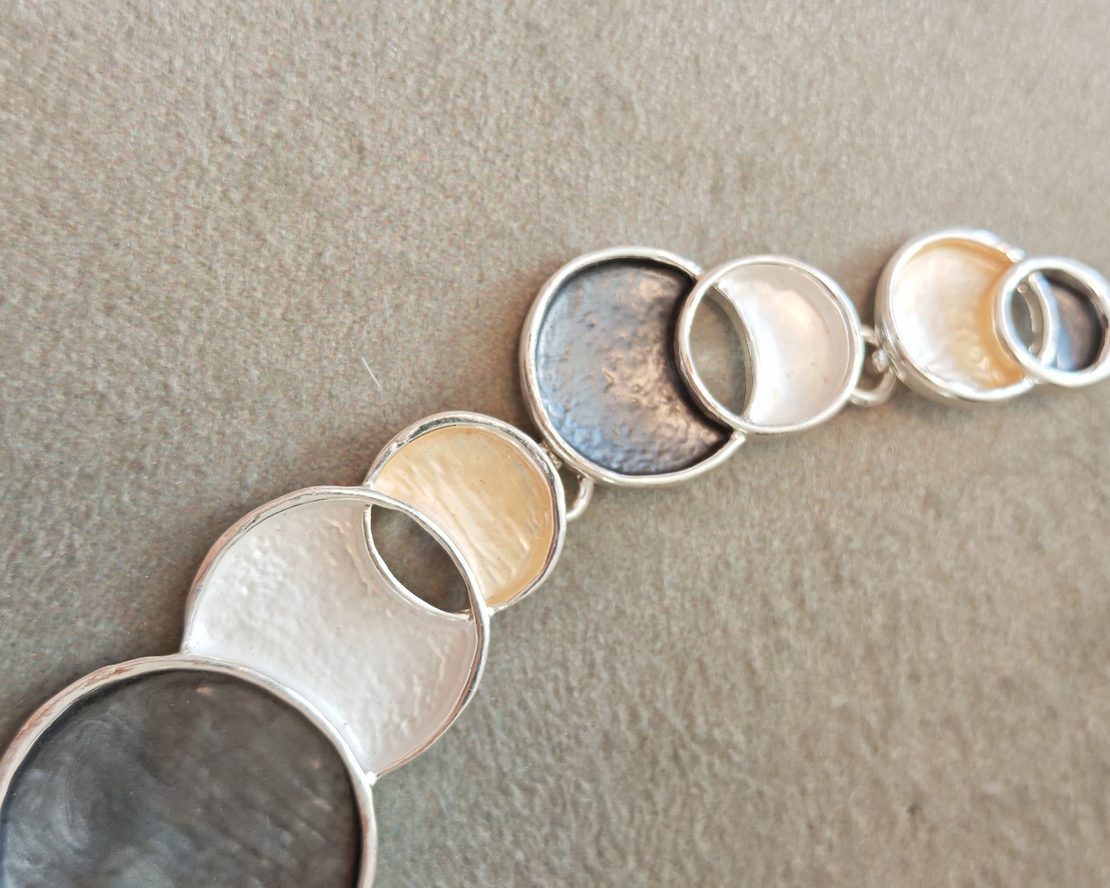 Дамско колие