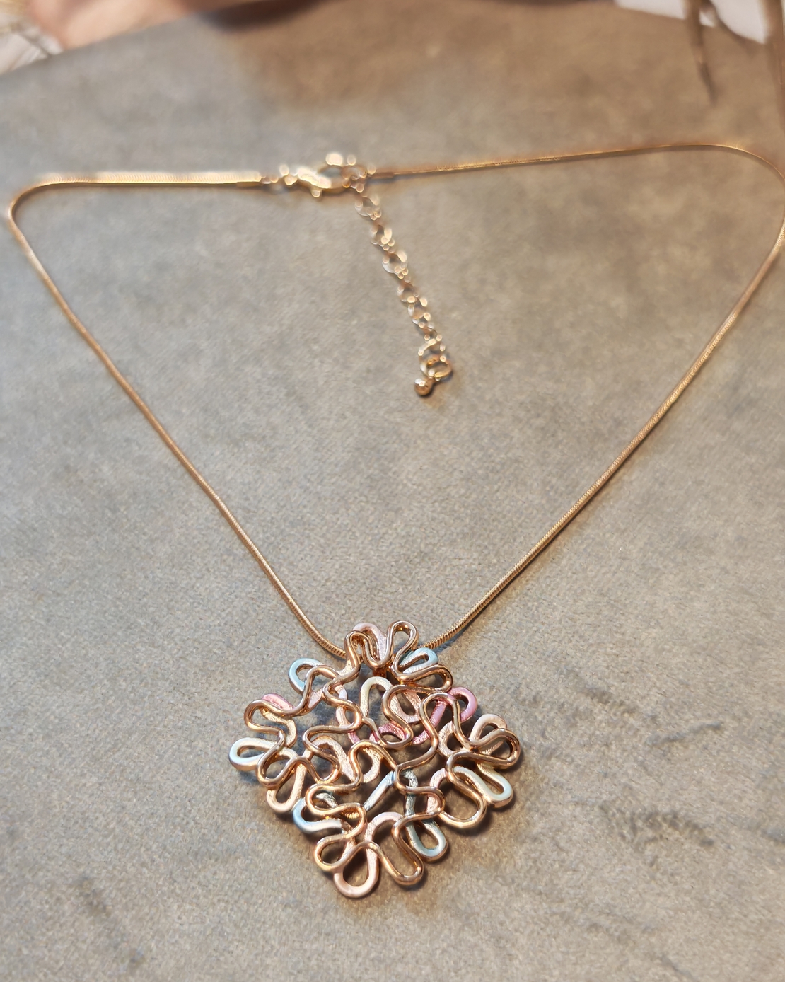 Колие с медальон