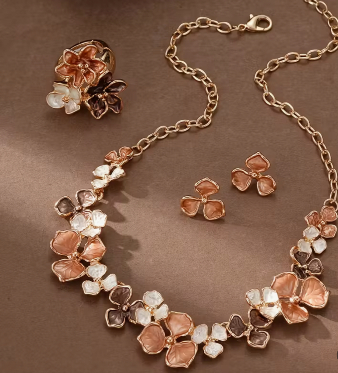 Дамски обици