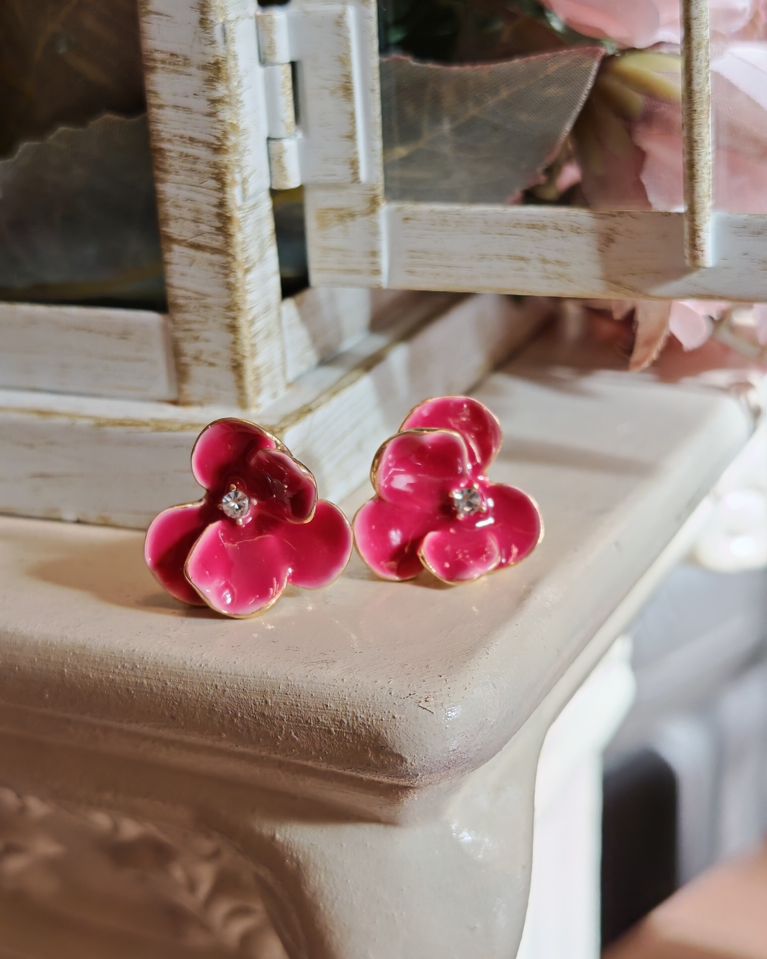 Дамски обици