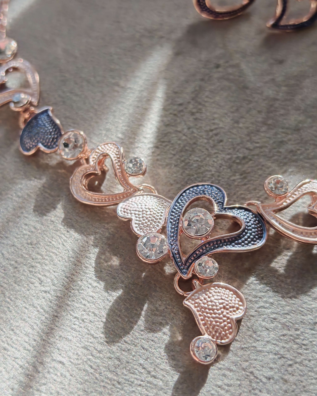 Дамско колие