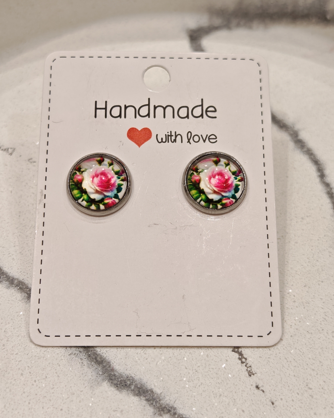 Дамска обици