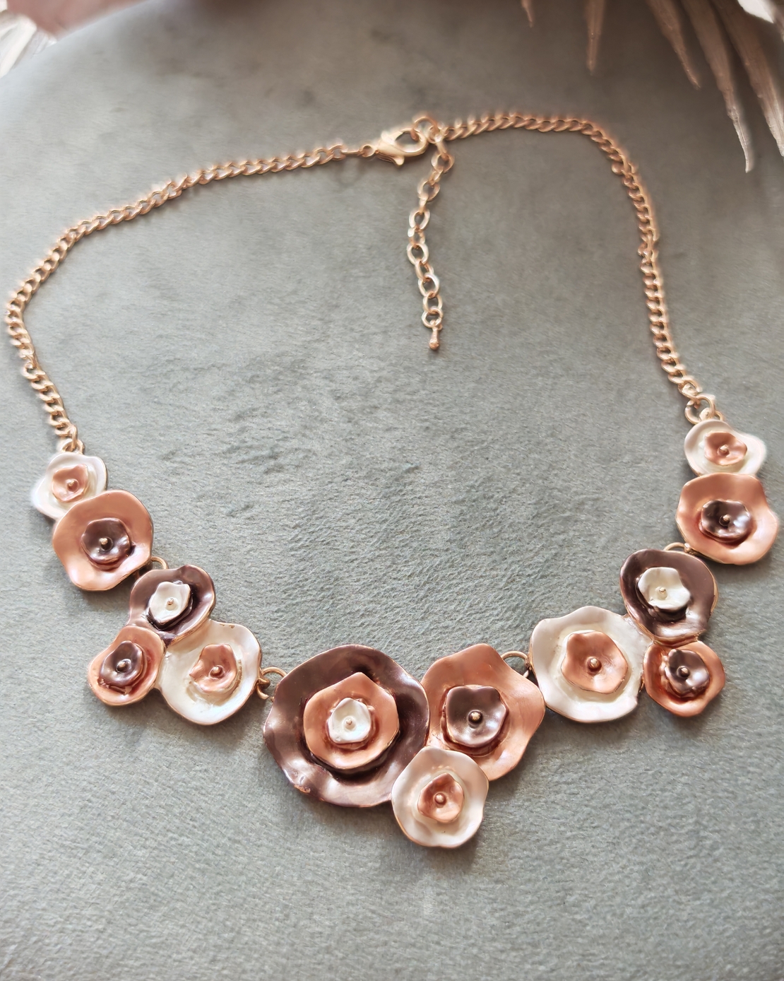 Дамска колиета