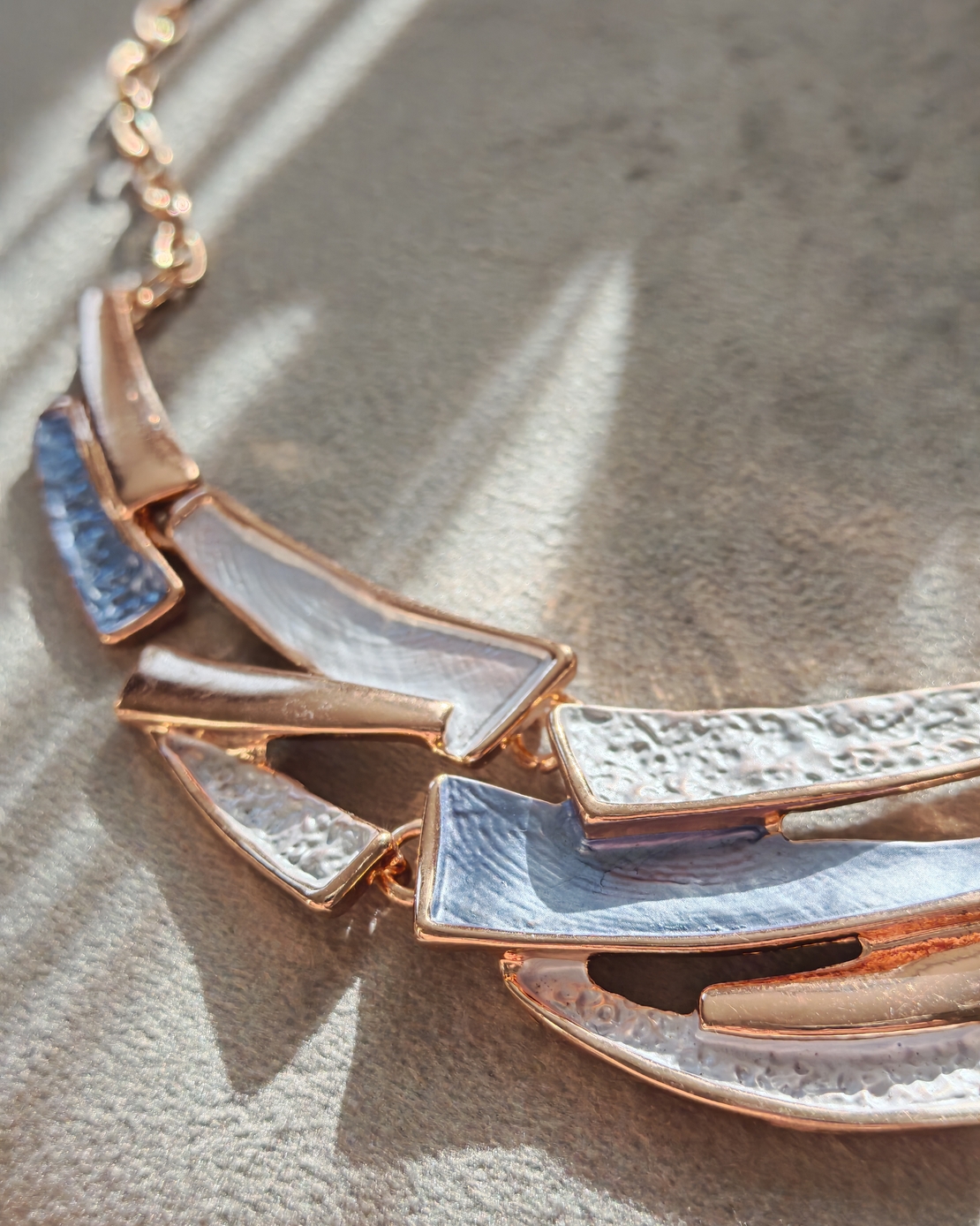 Дамско колие