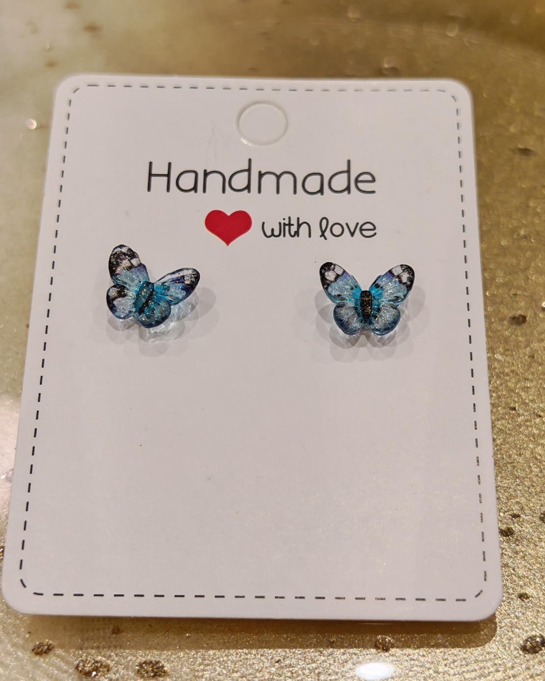 Дамски обици