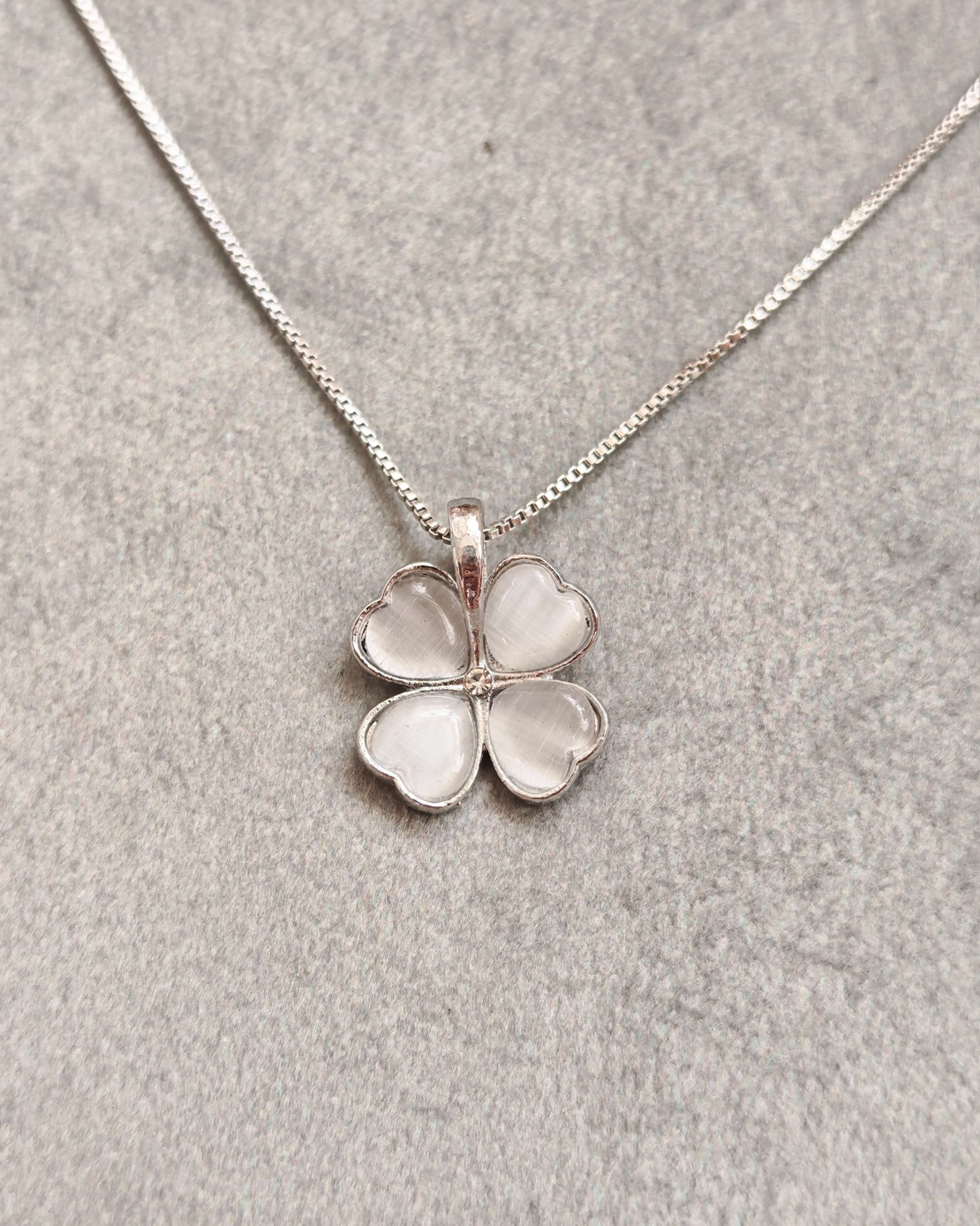 Дамски колиета детелина