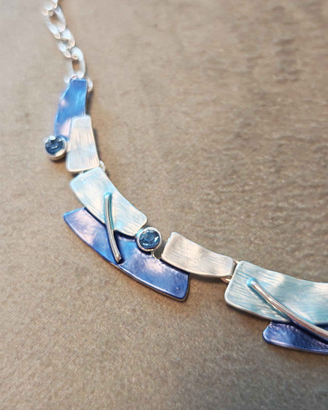 Дамско колие