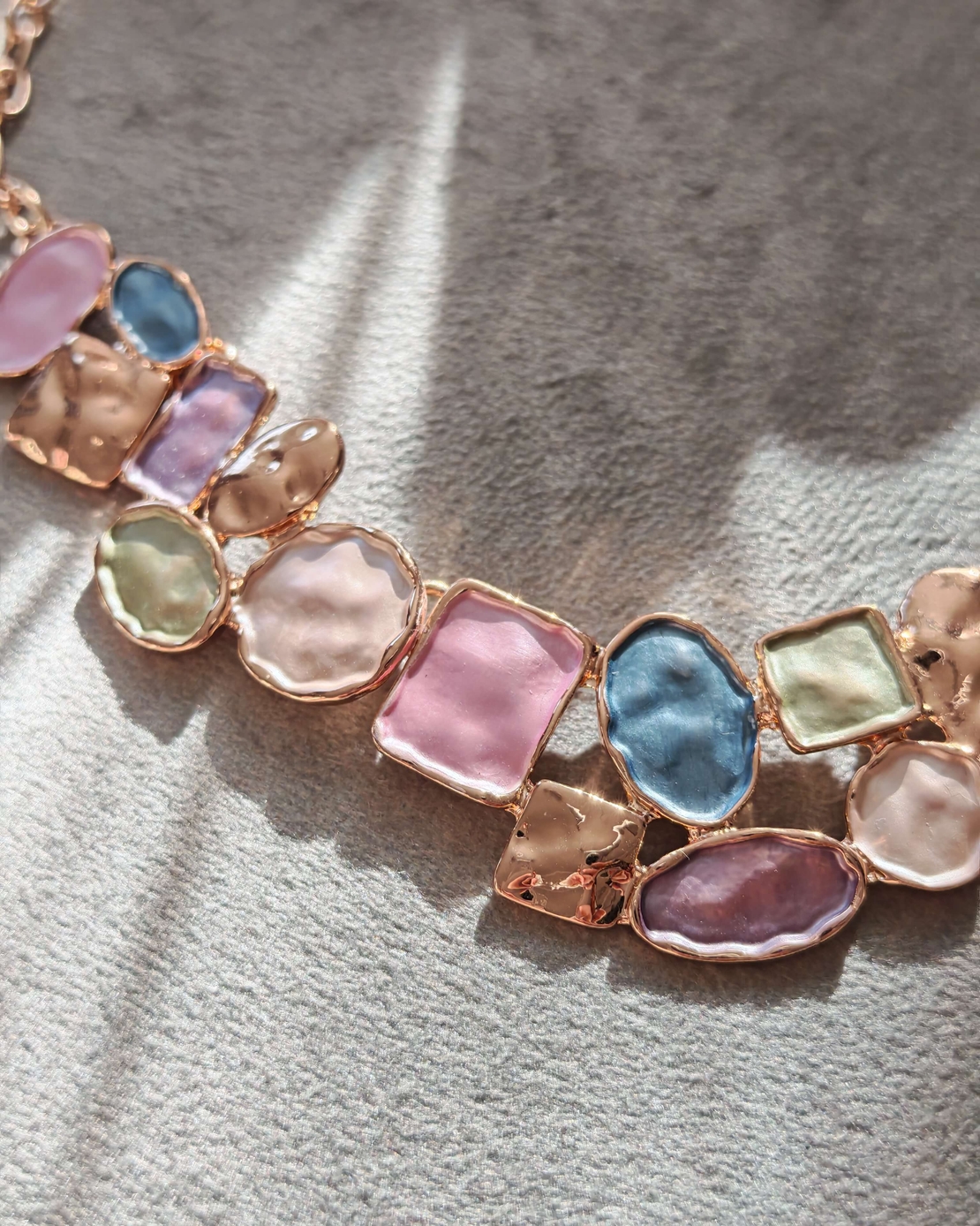 Дамско колие