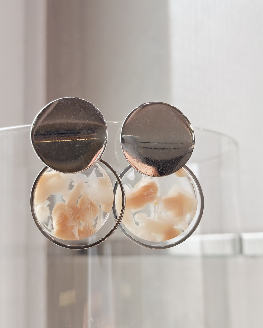 Дамски обици