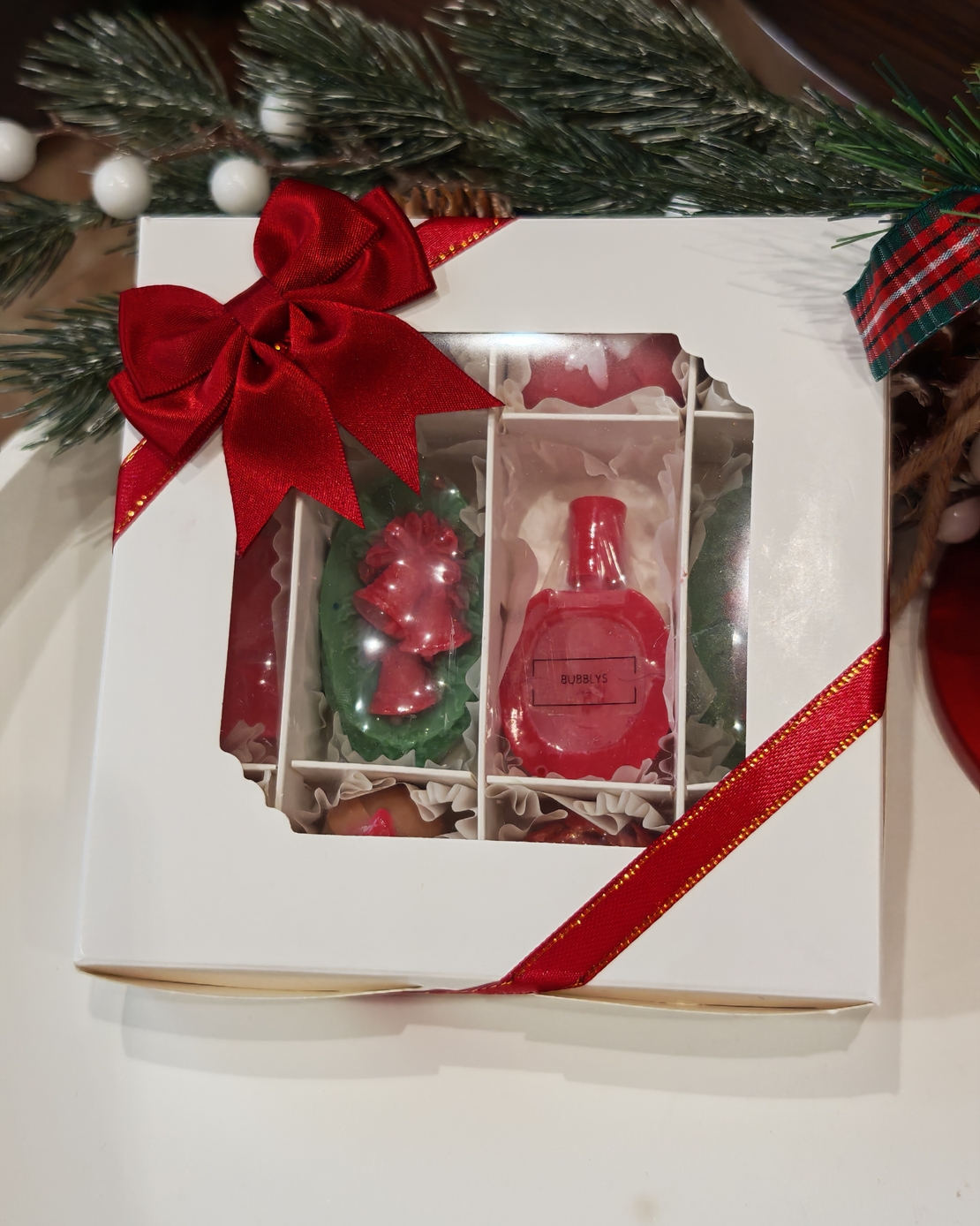 Коледно настроение в кутия