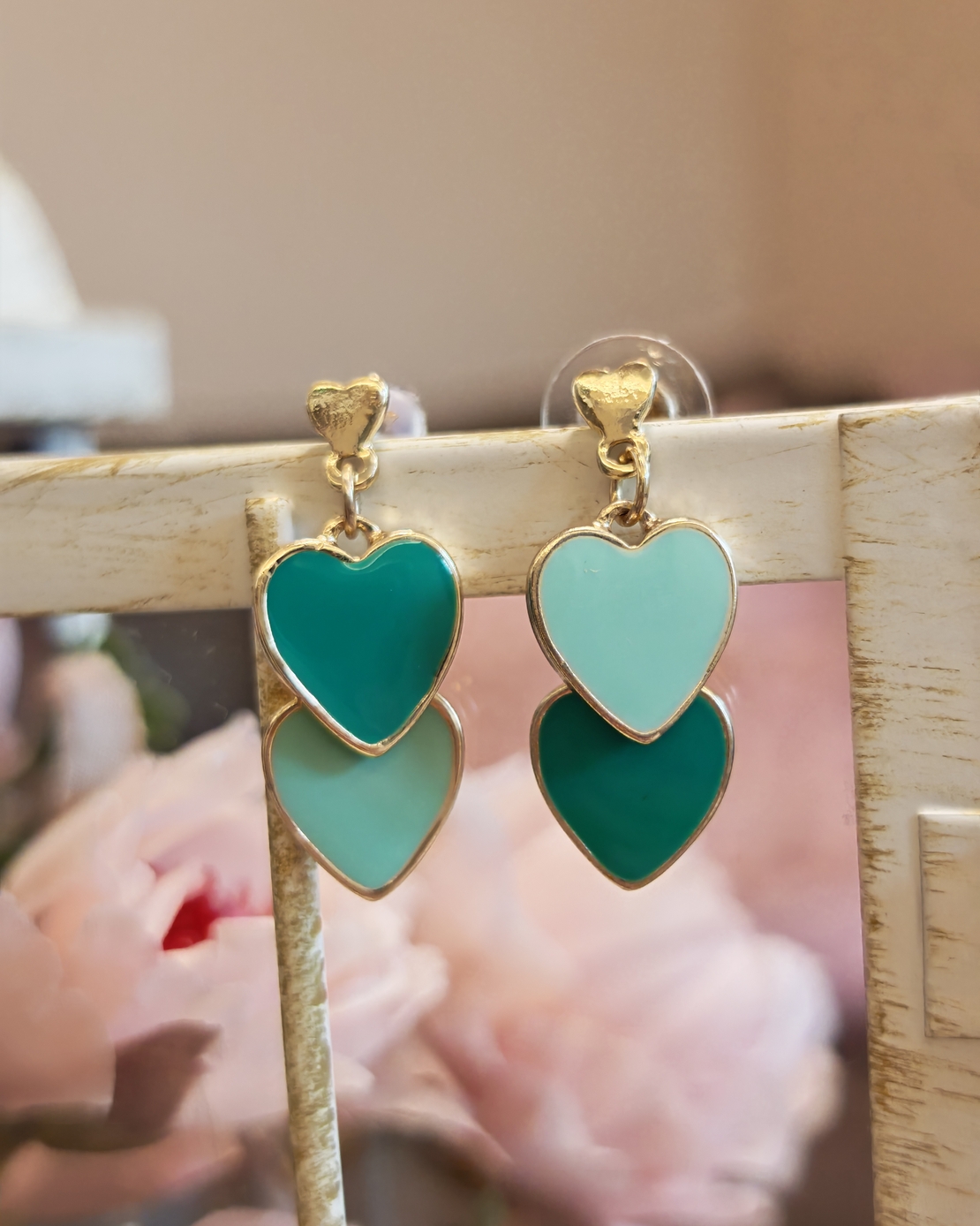 Дамски обици