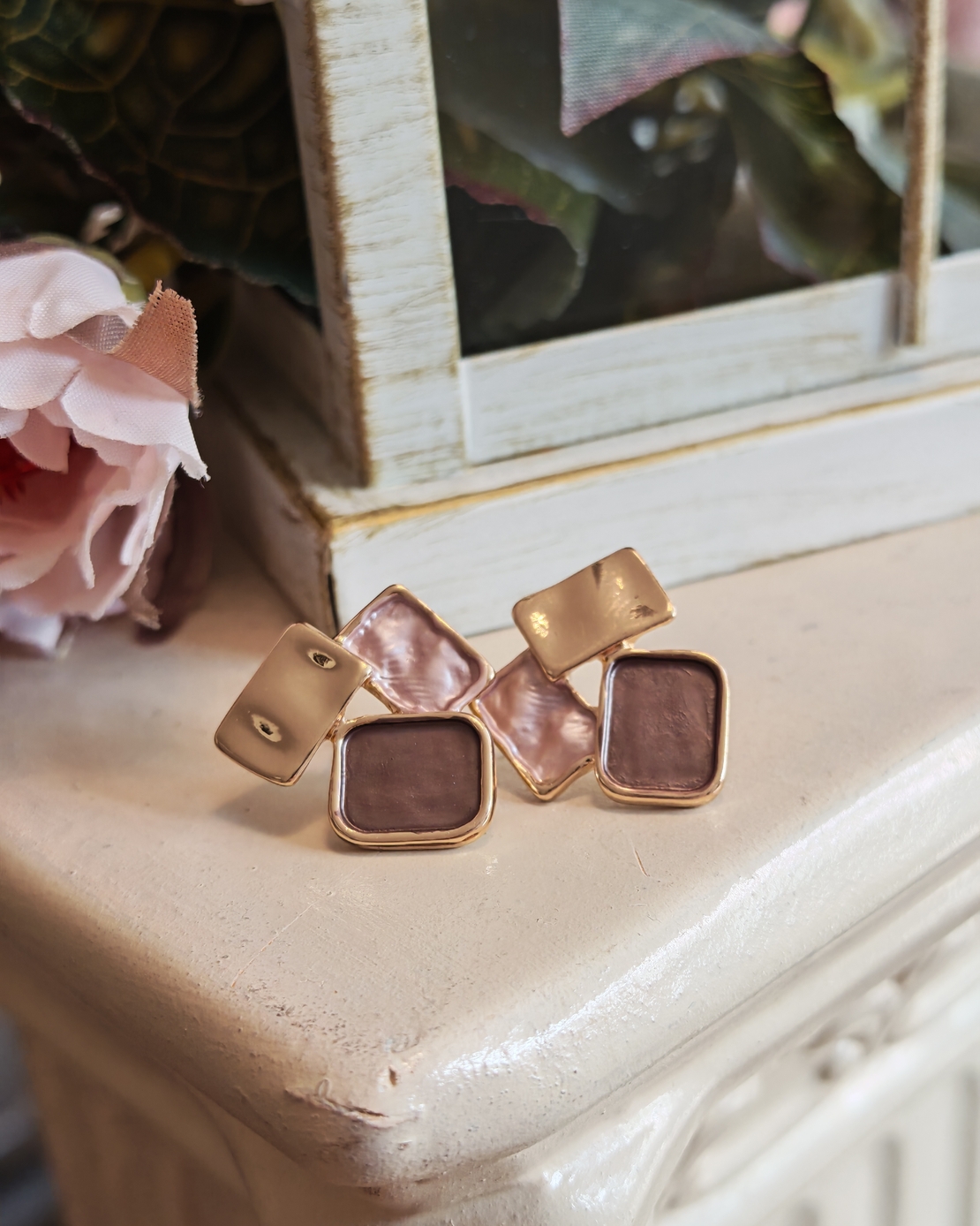 Дамски обици