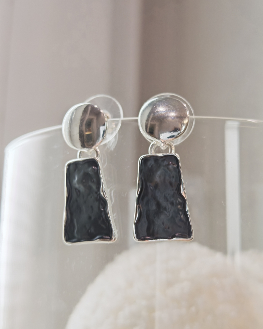 Дамски обици