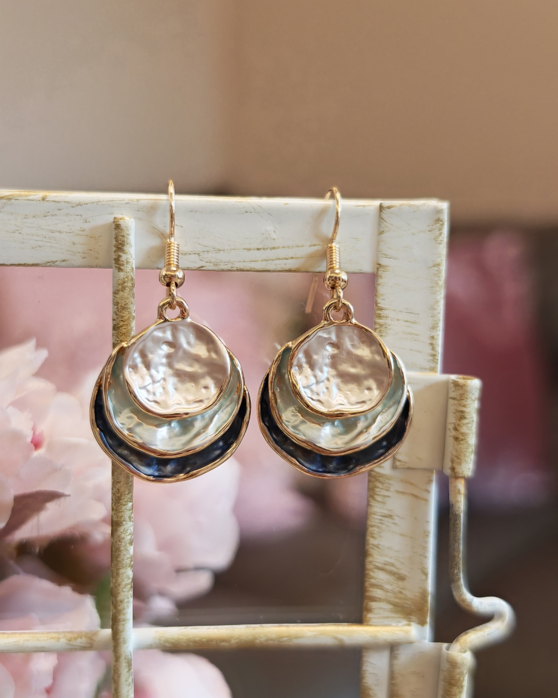 Дамски обици