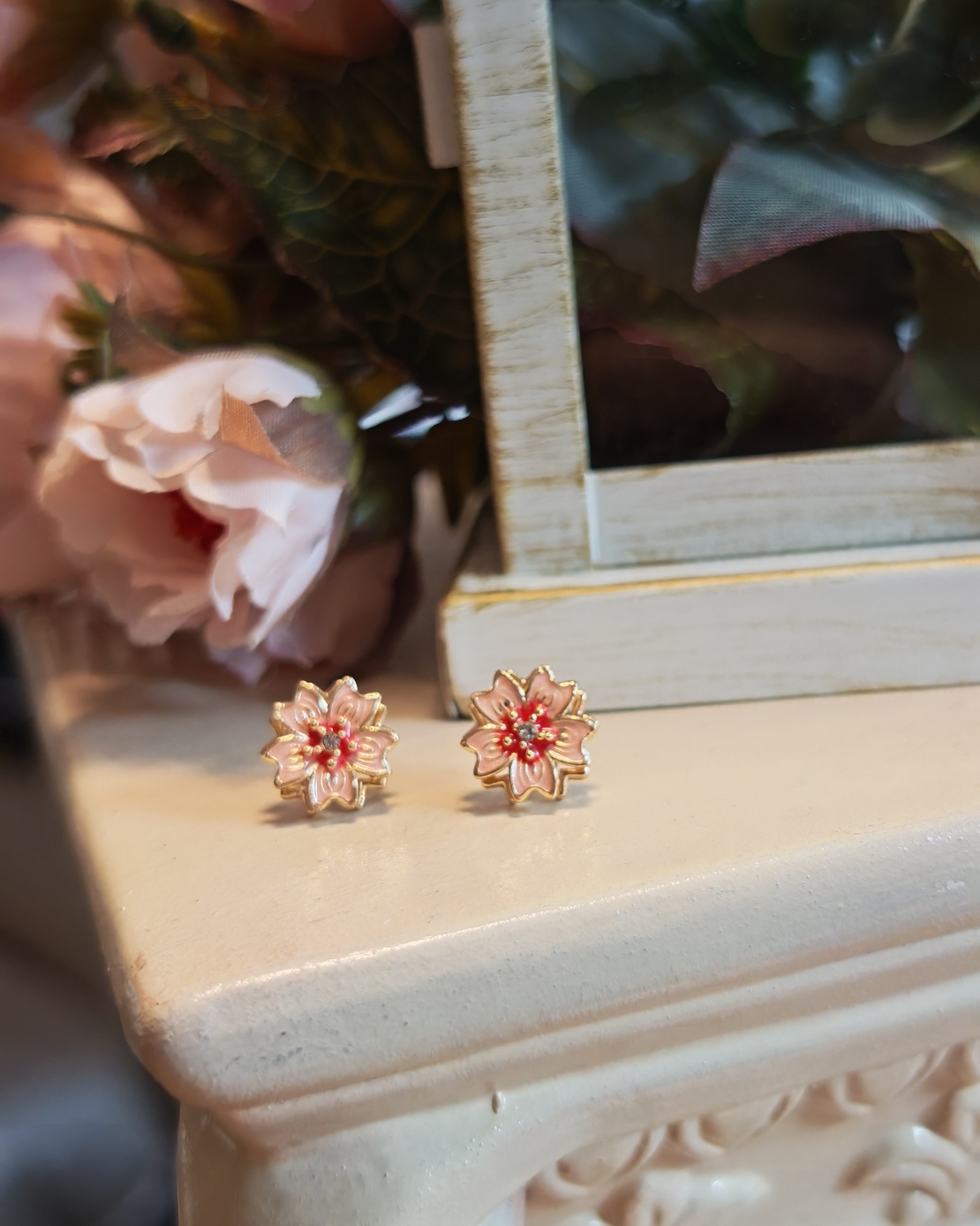 Дамски обици