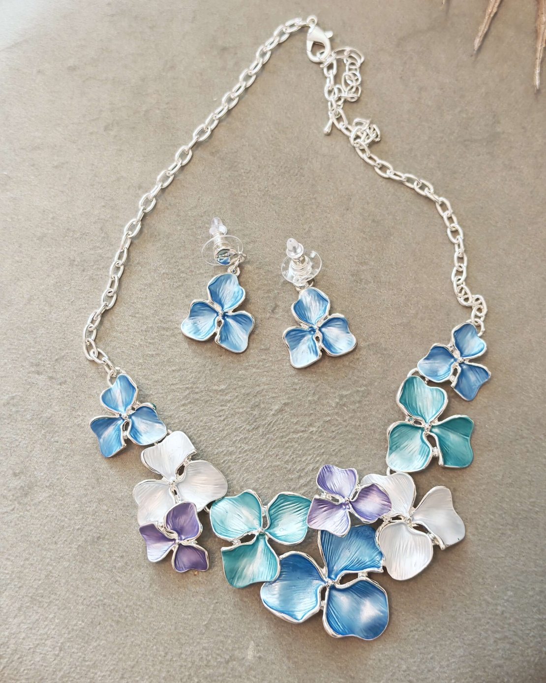 Дамски комплект