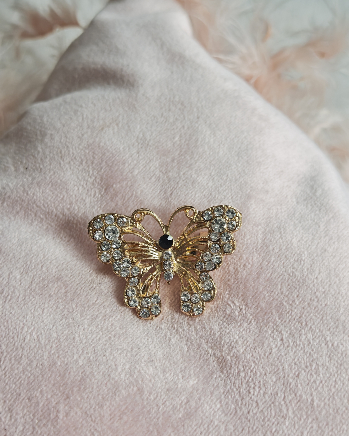 брошка пеперуда