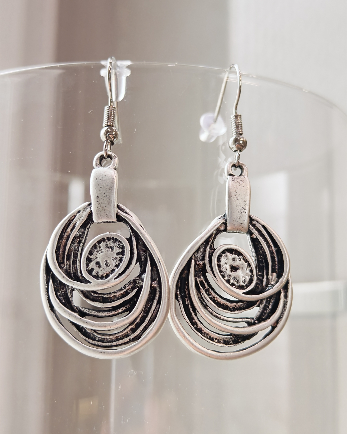 Дамски обици