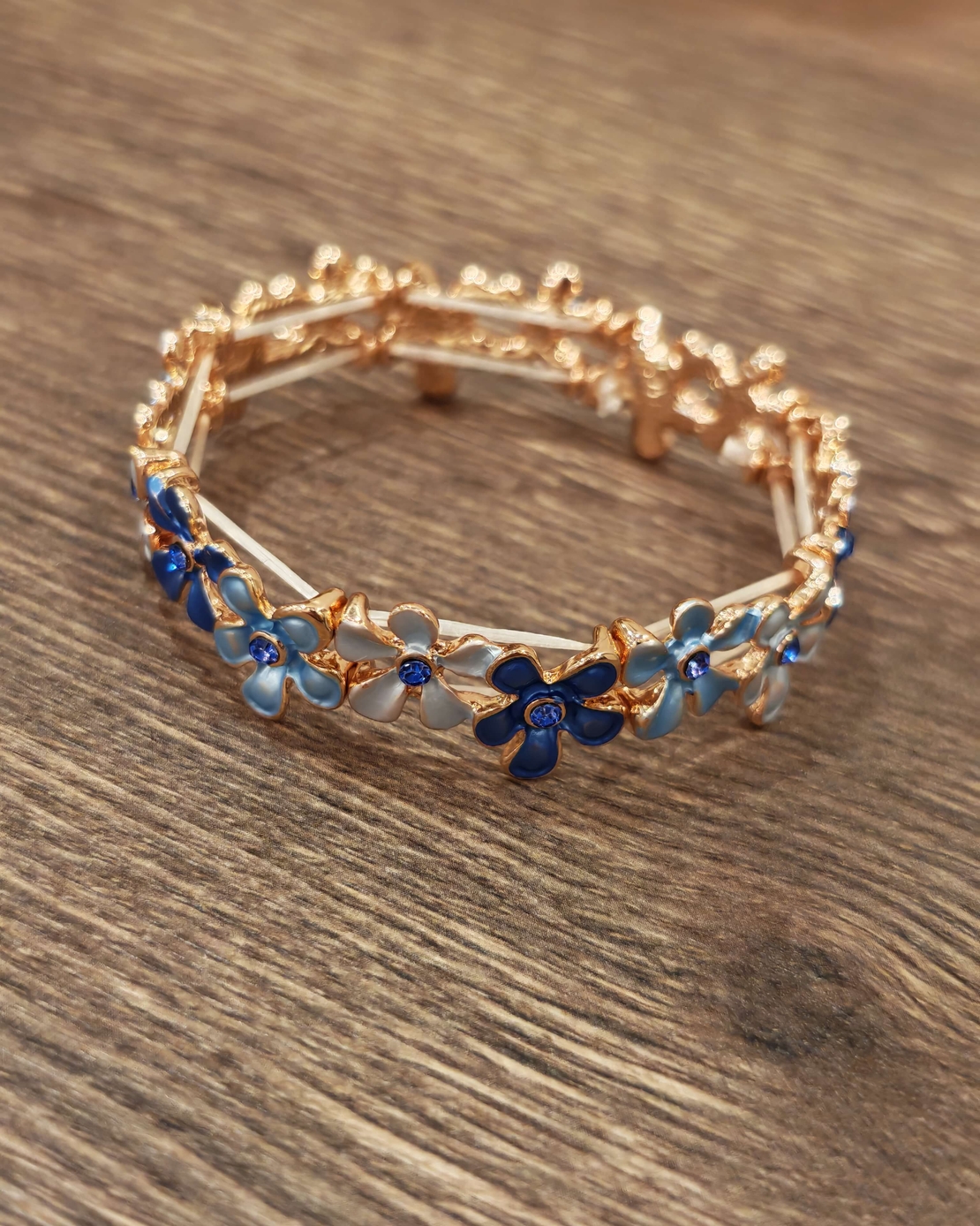 Дамска гривна