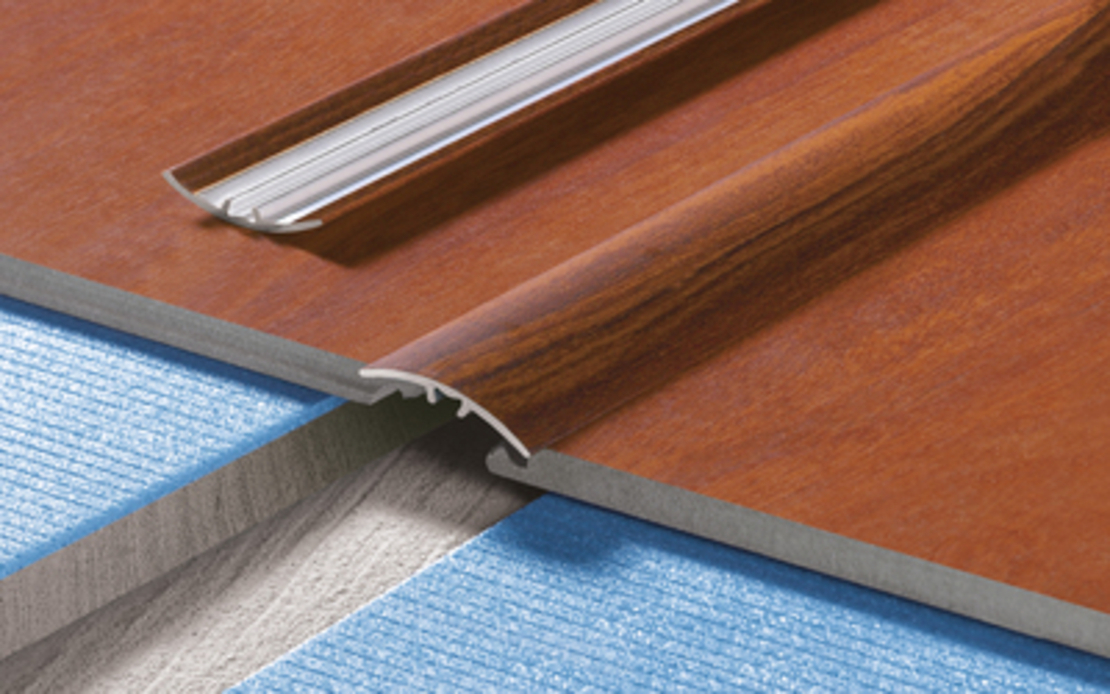 PVC Лайстна преходна с ламинирано фолио 30мм 180см самозалепваща/скрит монтаж – дървесни декори