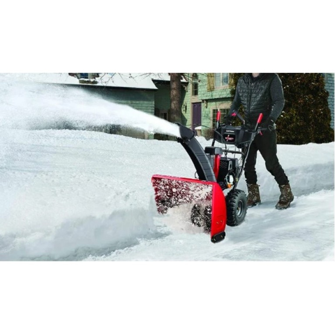 Бензинов снегорин