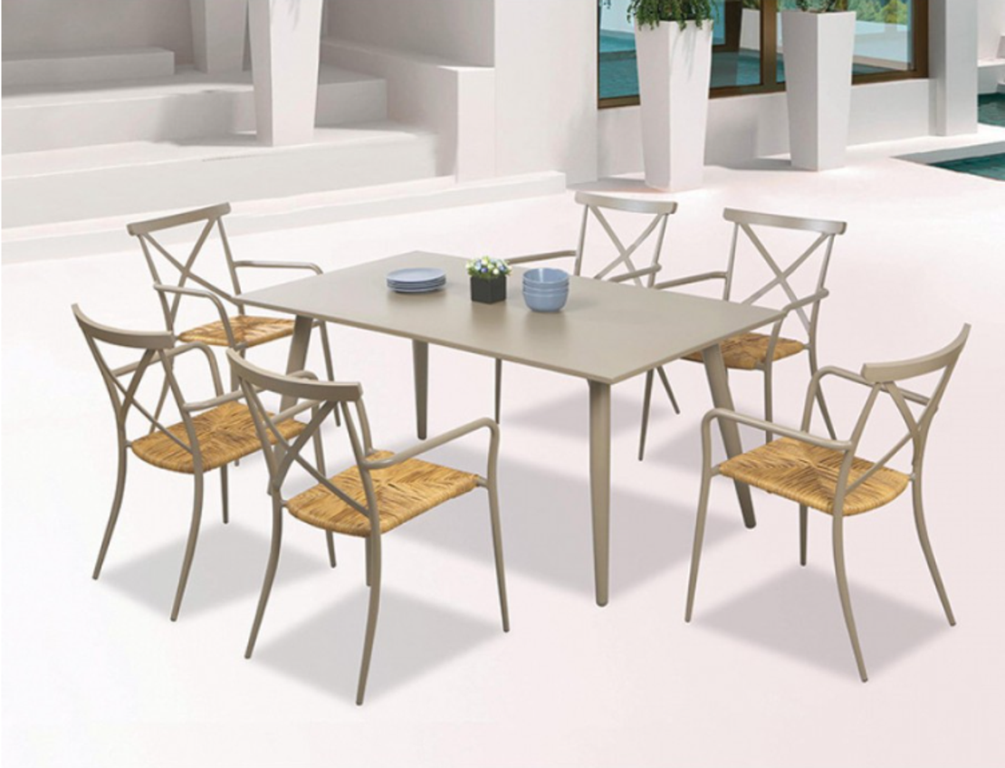 МАСА ГРАДИНСКА АЛУМИЕВА