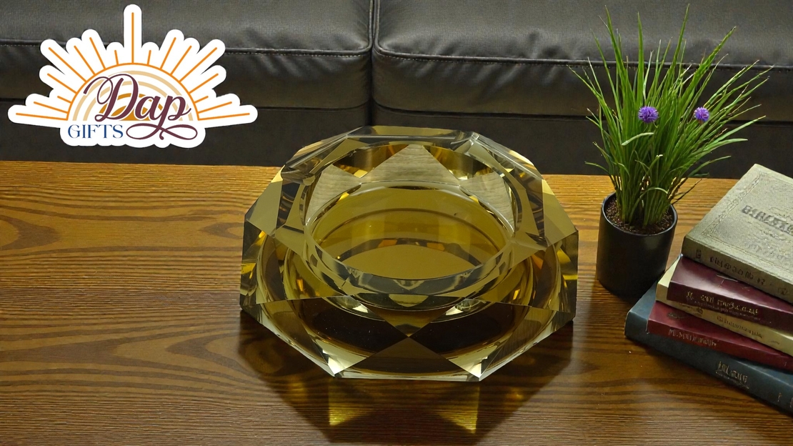 Стъклен Пепелник  (7889745)