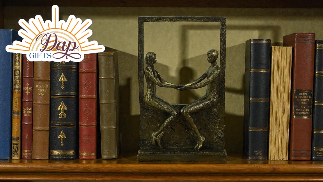 Влюбени на прозорец (3750362)