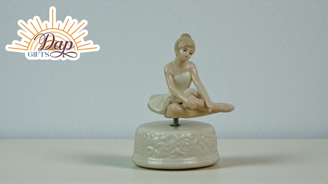 Въртяща Балерина (8857123)