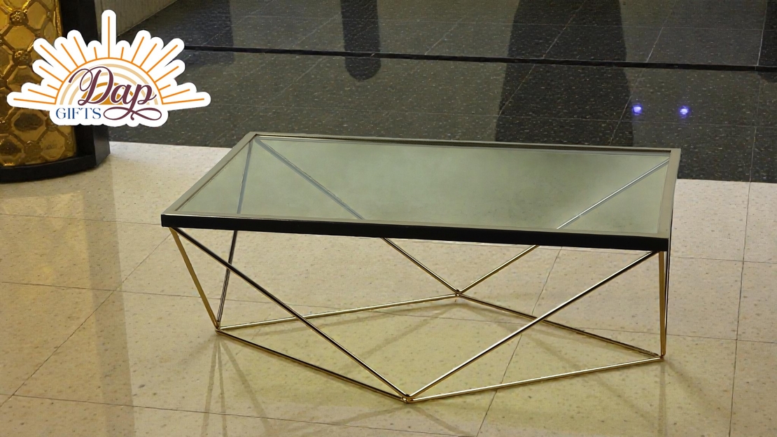 Стъклена Масичка С Метал (4729473)