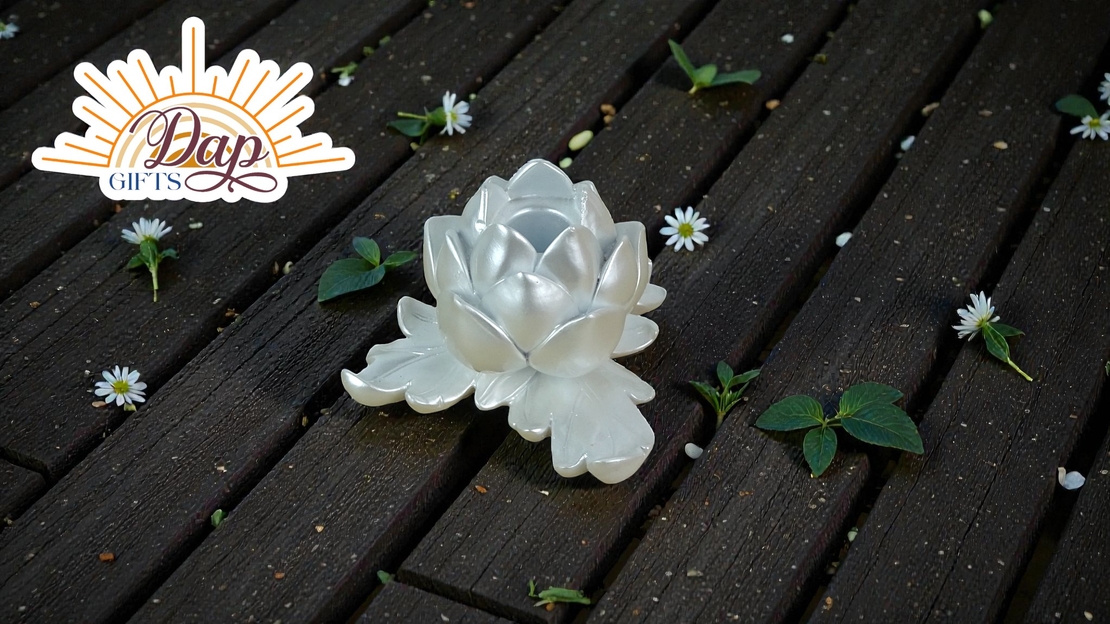 Свещник Лотос (3847138)