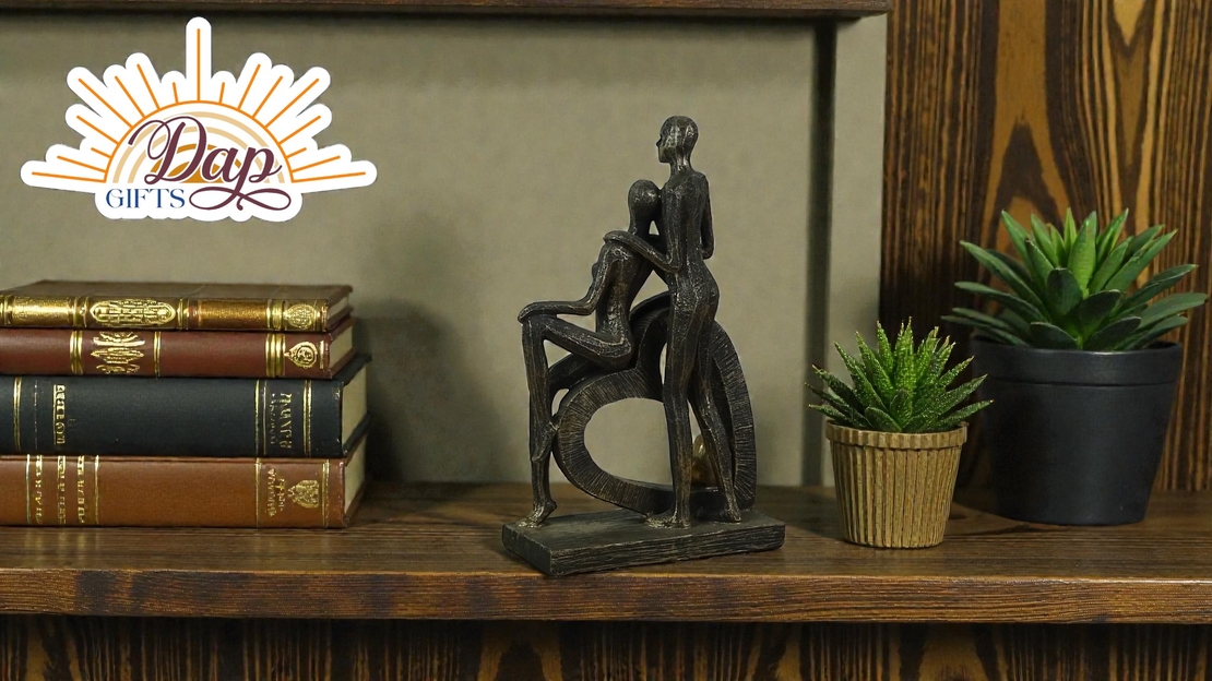 Мъж дава любов на жена (3215432)