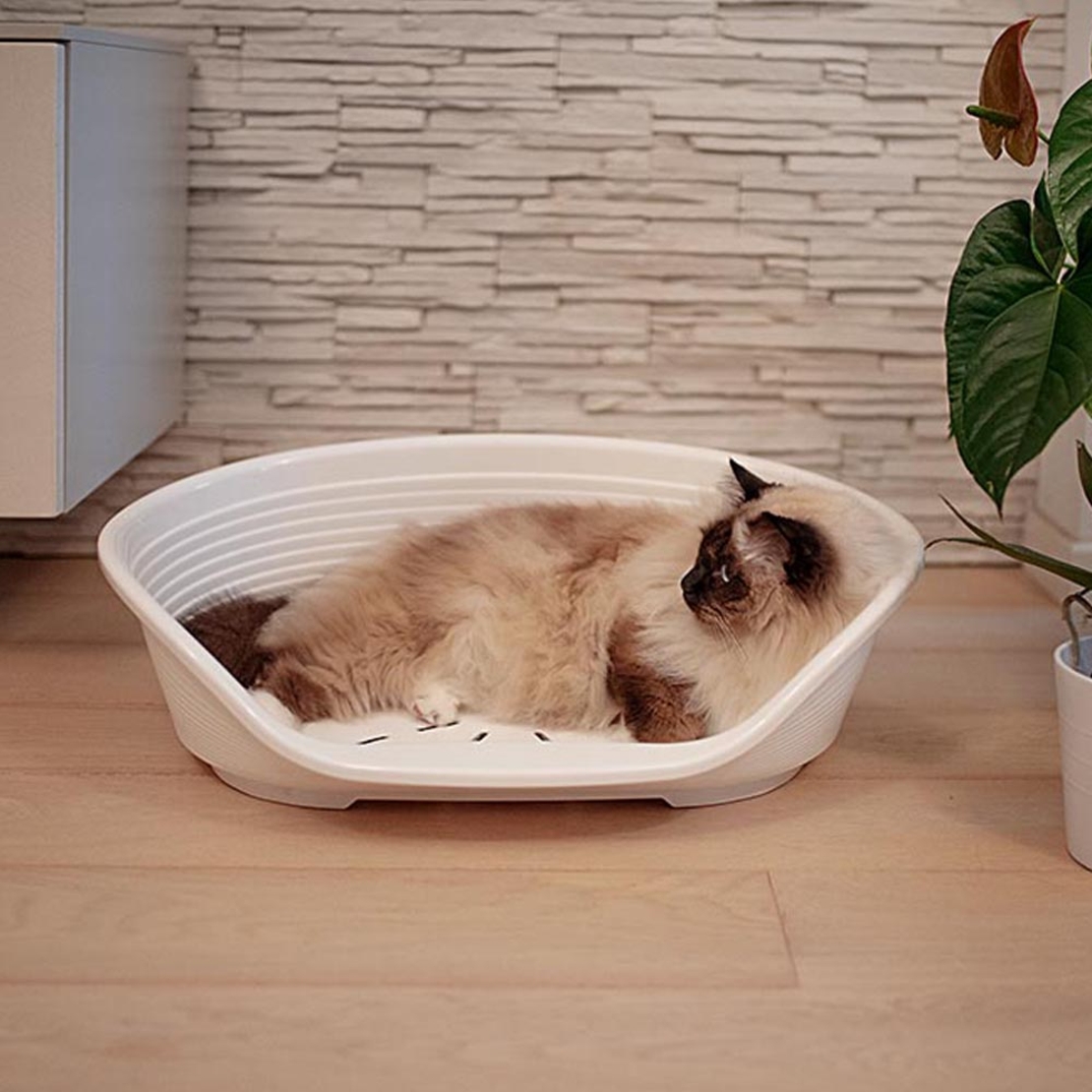 Пластмасово легло с дюшече бяло 61х45х21 см Ferplast SIESTA DELUXE 4 WHITE