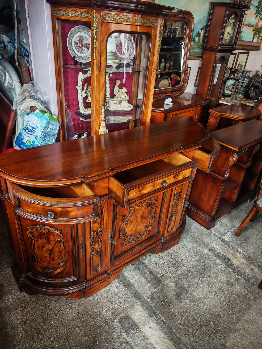 Италиански скрин масив