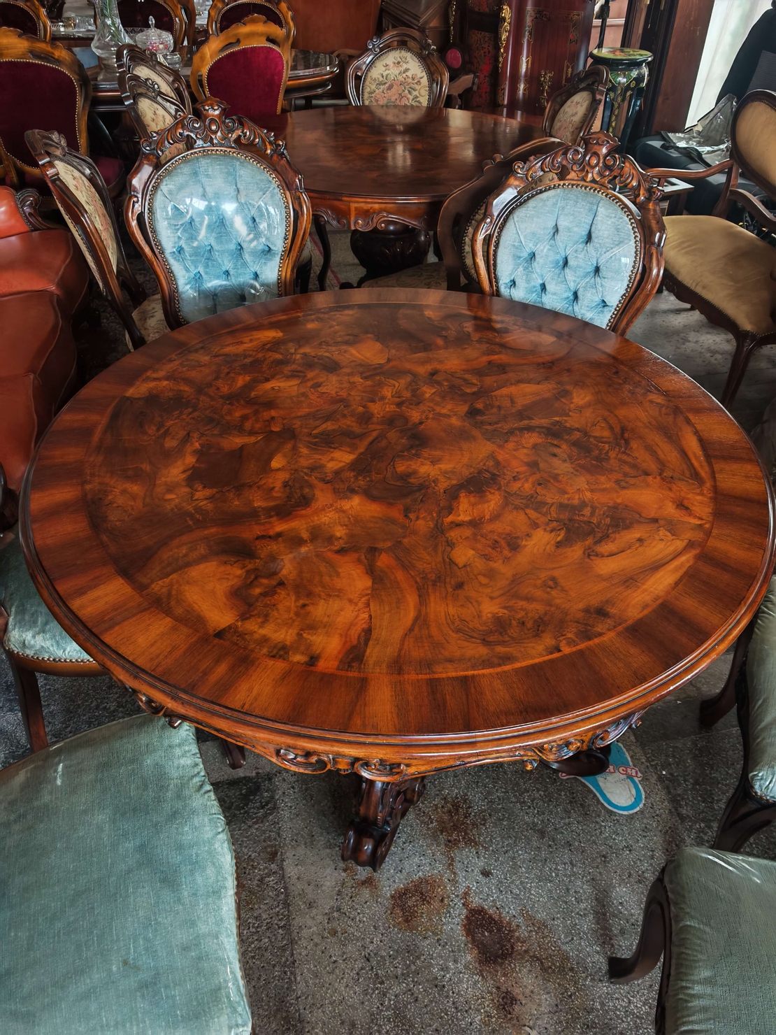 Ексклузивен трапезен комплект