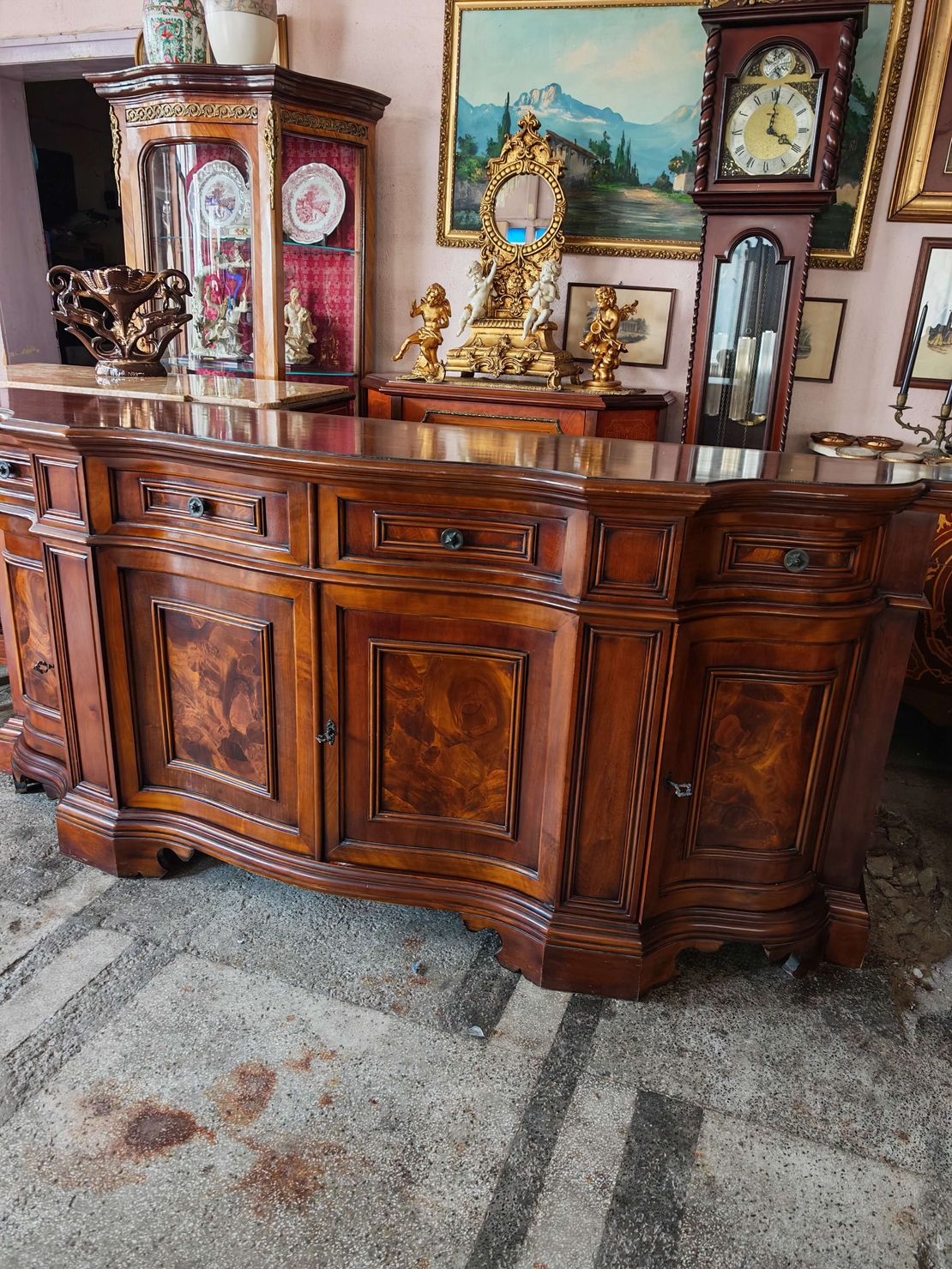 Италиански комод масив