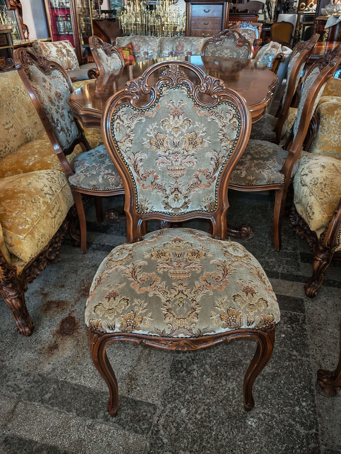 Бароков трапезен комплект маса с шест стола