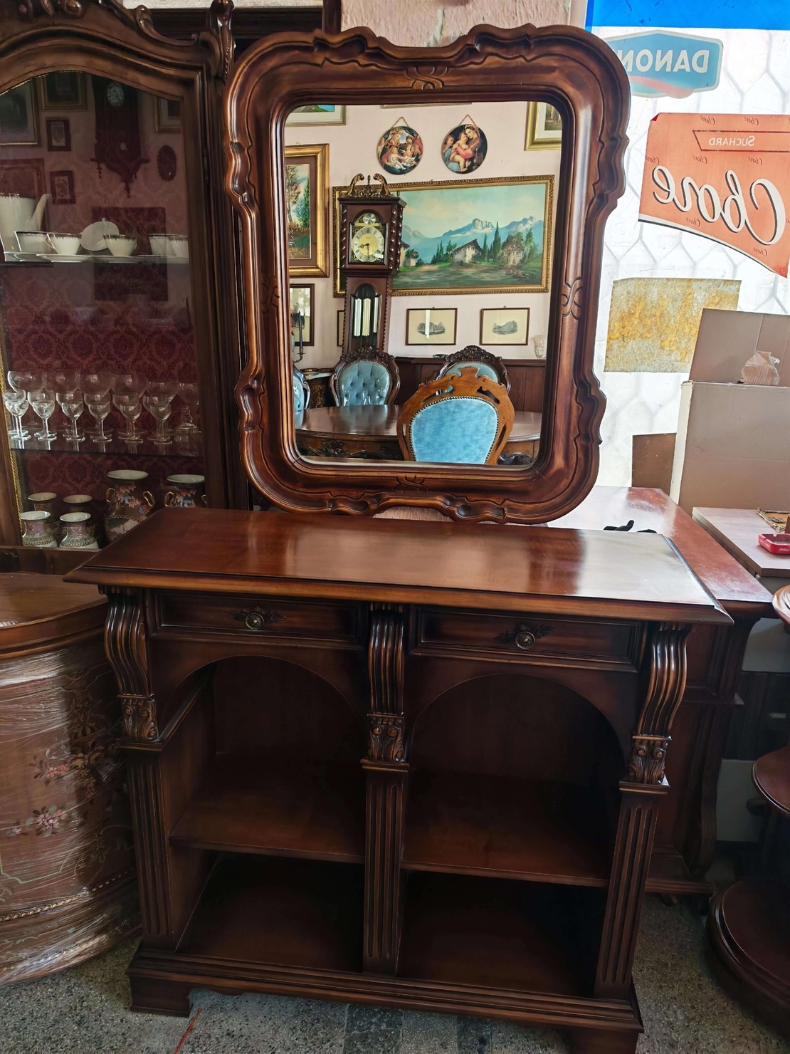 Класически шкаф конзола с огледало