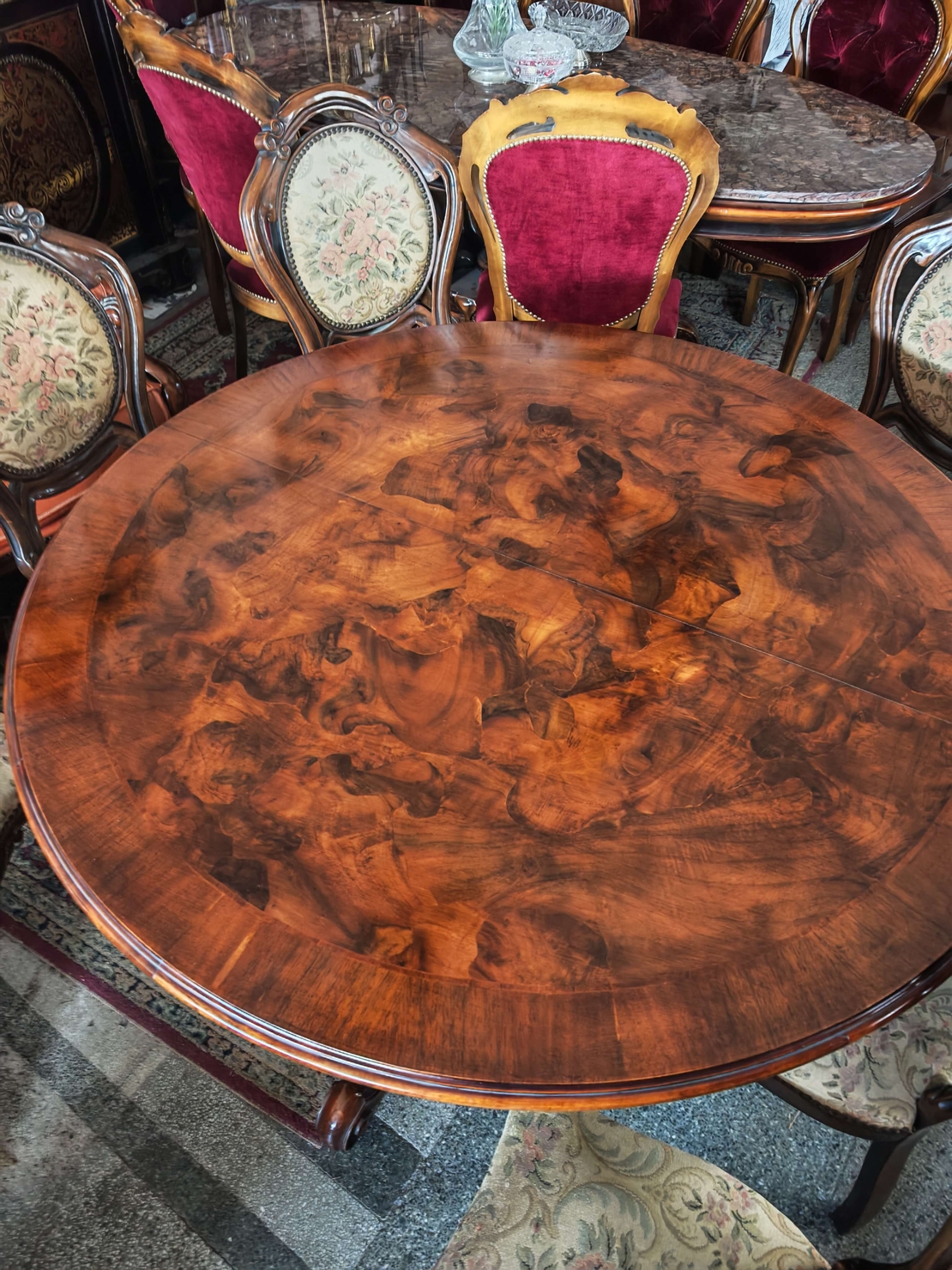 Бароков трапезен комплект