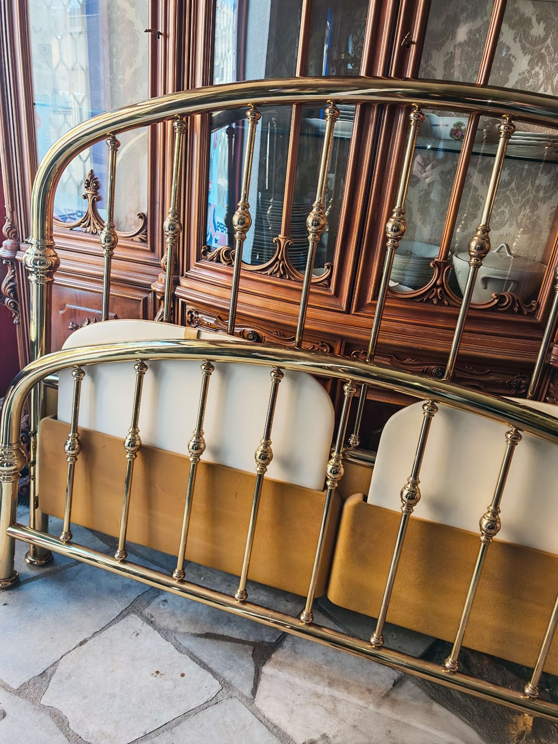 Италианска месингова спална SOLMET