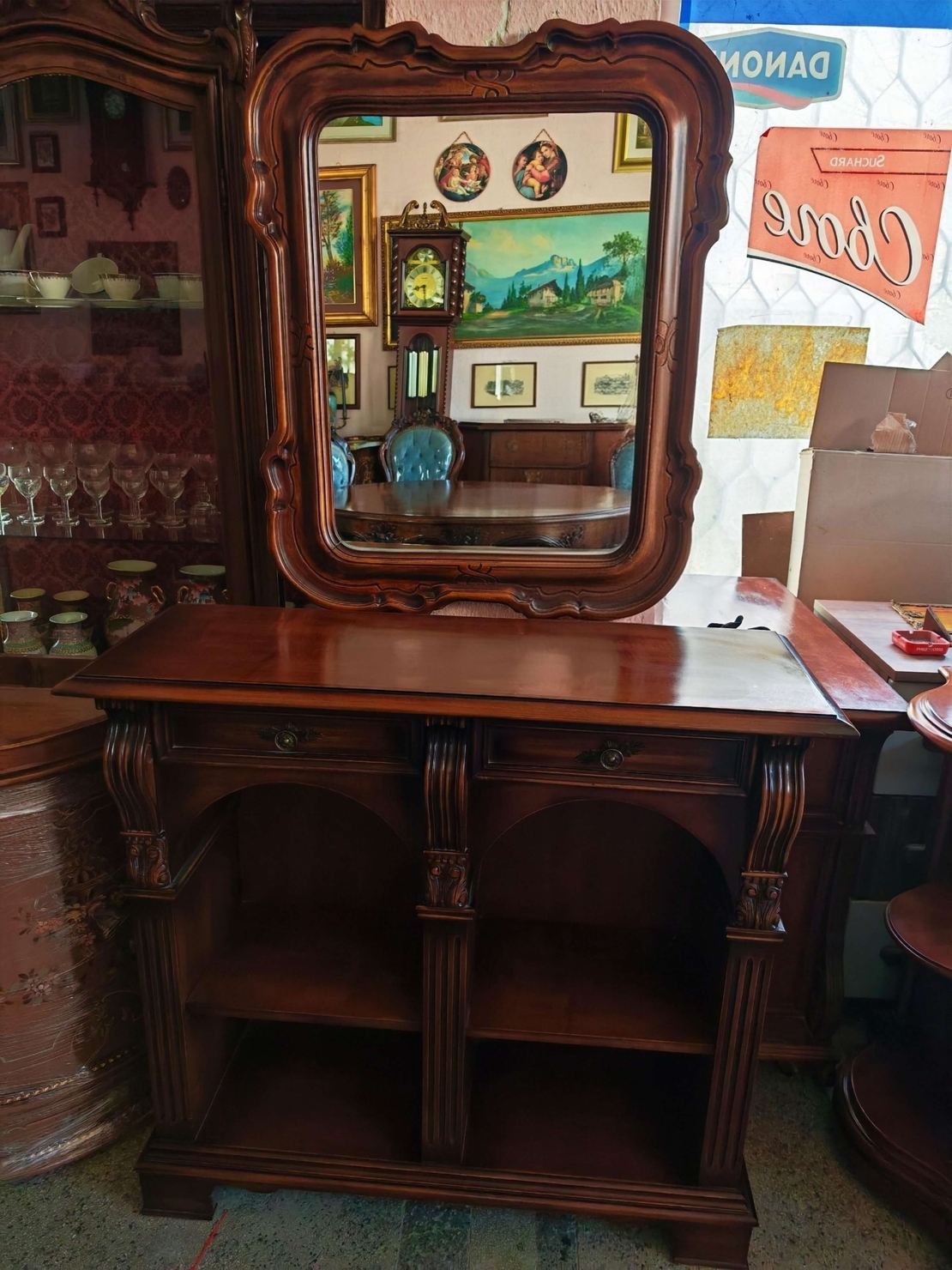 Класически шкаф конзола с огледало