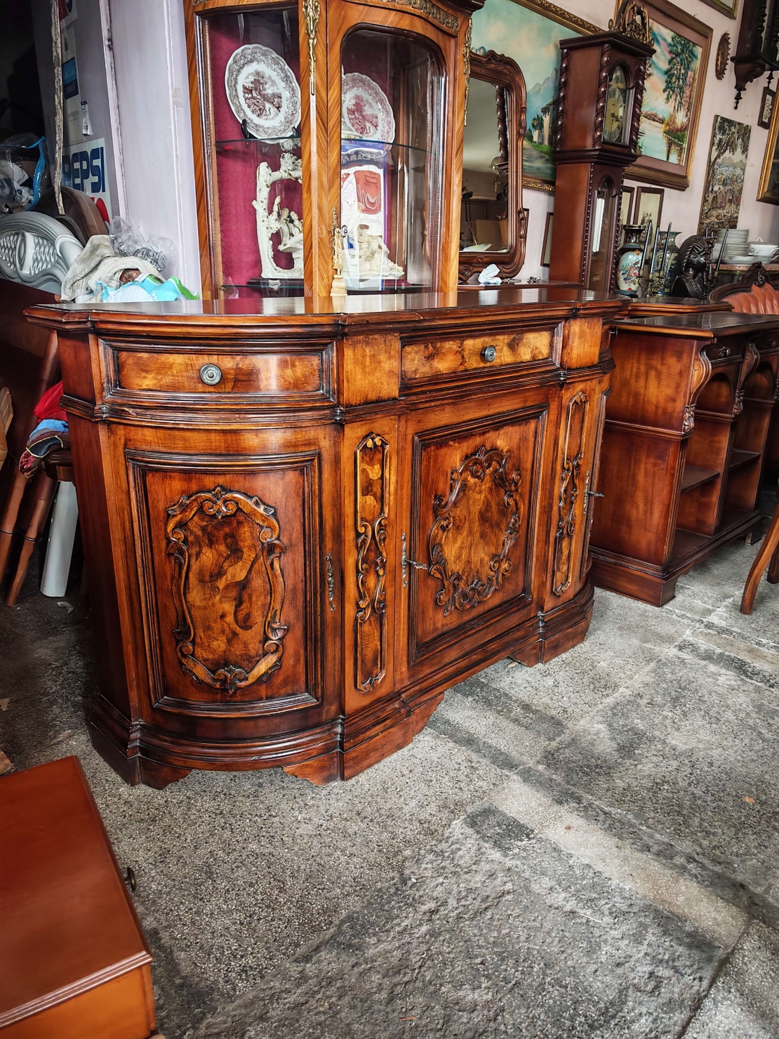 Италиански скрин масив