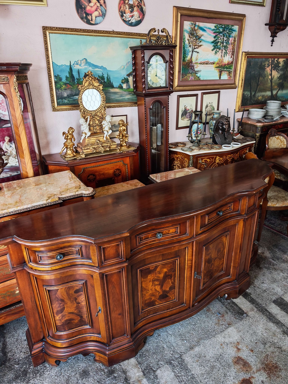 Италиански комод масив