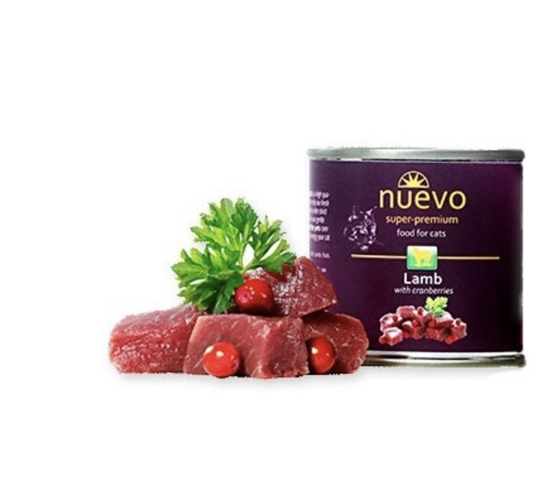 Nuevo Cat Senior Lamb with Cranberries - с агнешко месо и боровинки, за възрастни котки 200 г