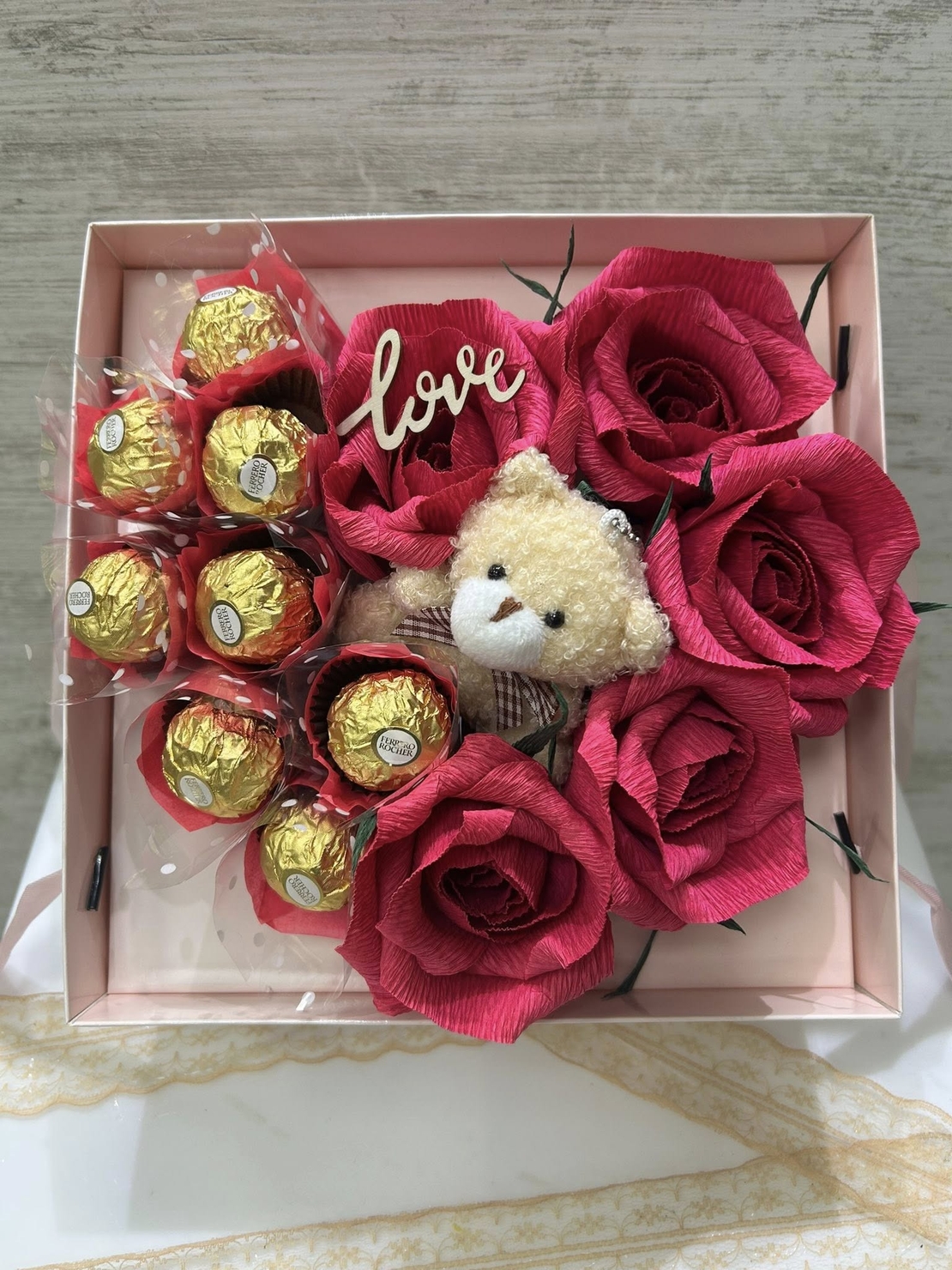 Бонбонено сърце в кутия