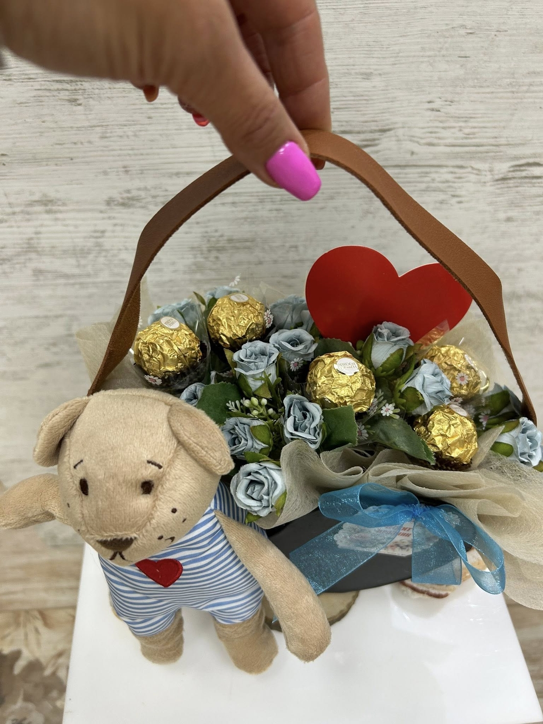 БОНБОНЕНИ букети