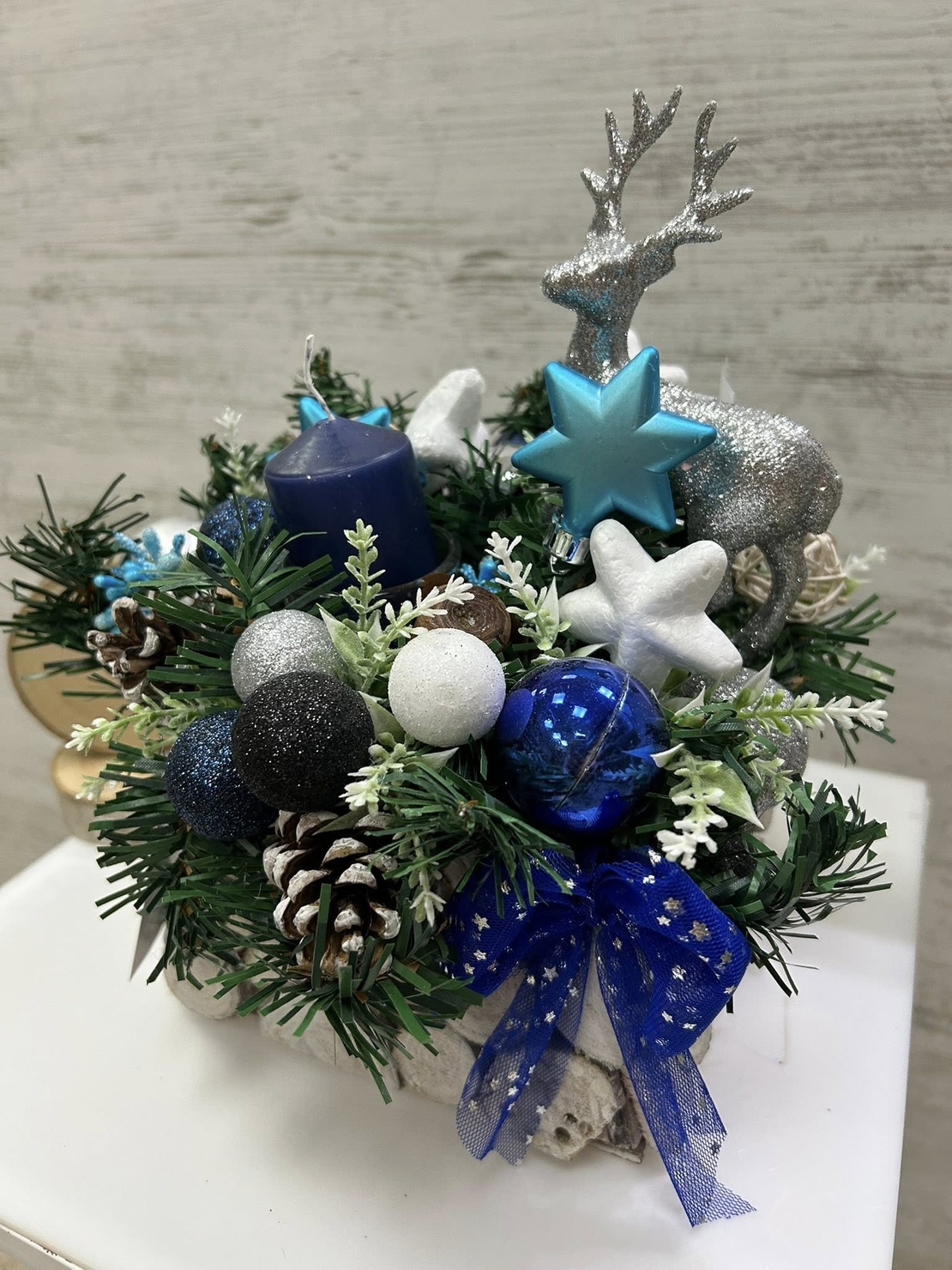 Стилен КОЛЕДЕН свещник