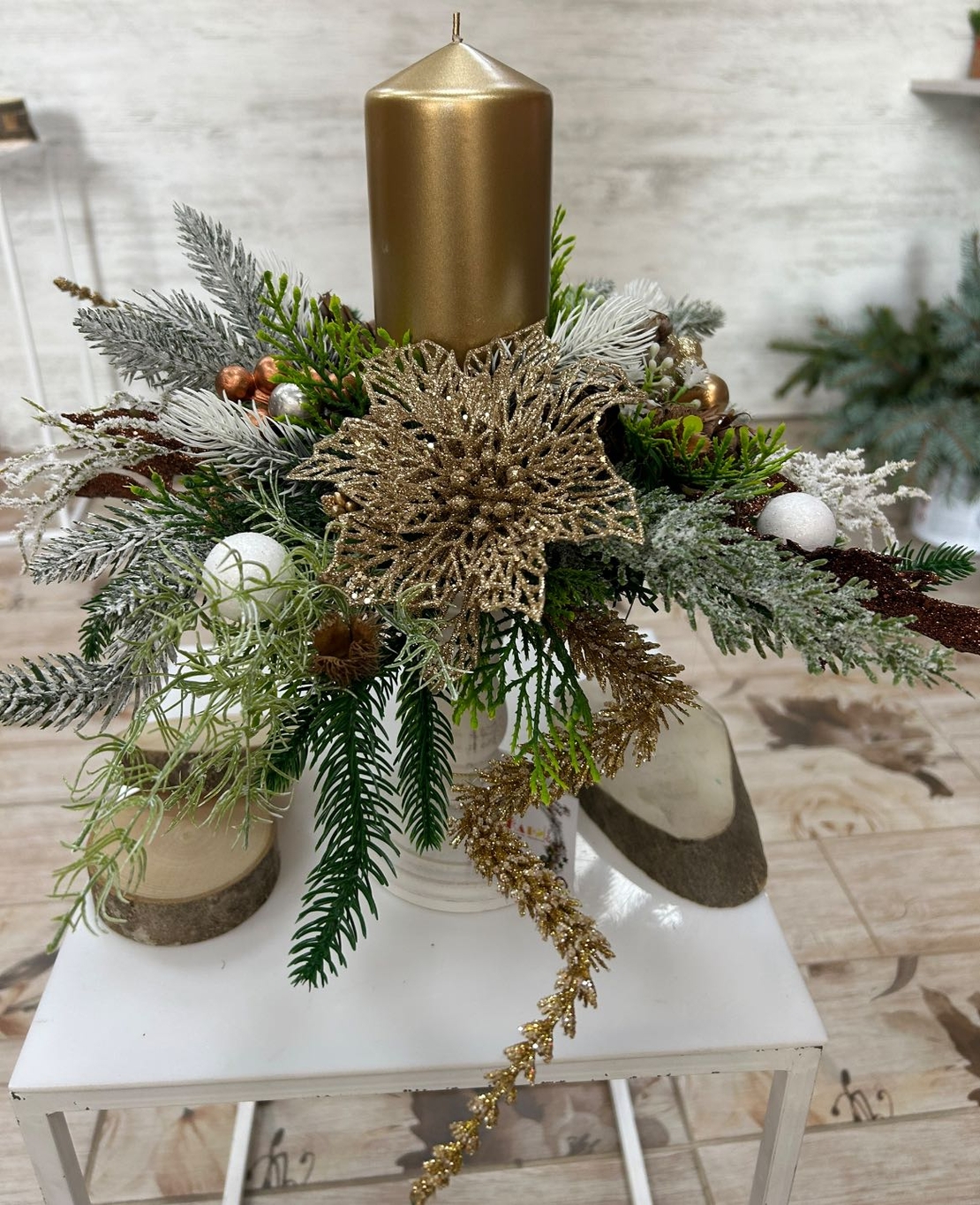 ЛУКСОЗЕН КОЛЕДЕН СВЕЩНИК 2