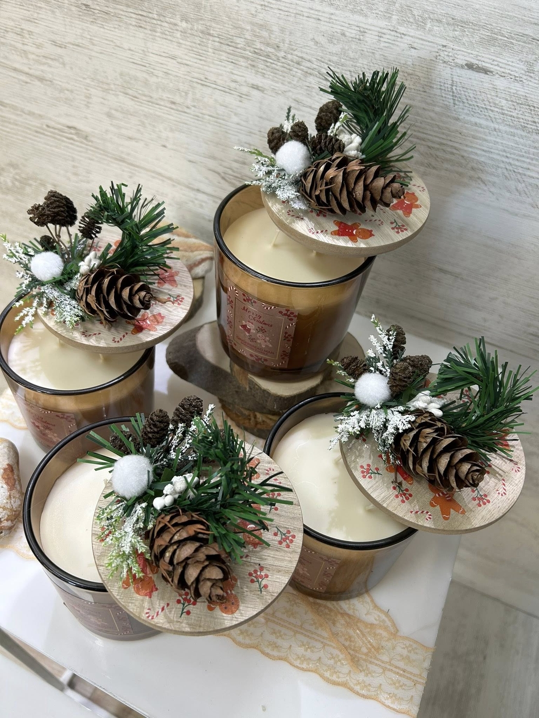 Ароматна КОЛЕДНА свещ - дървена капачка