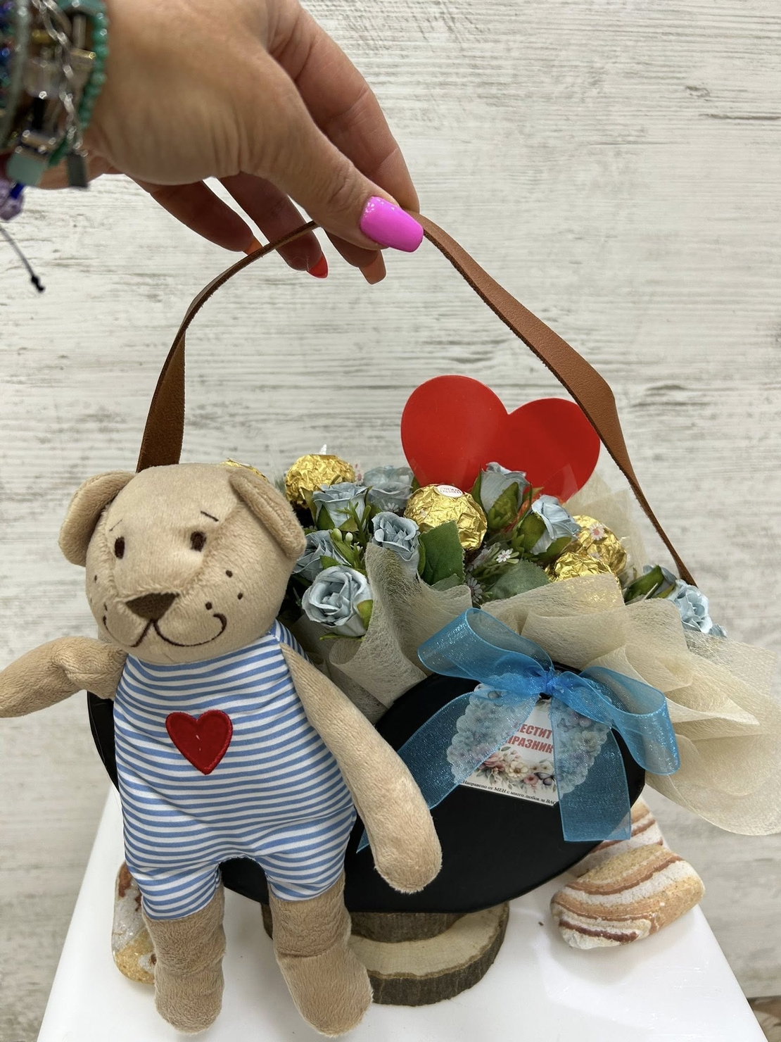 БОНБОНЕНИ букети